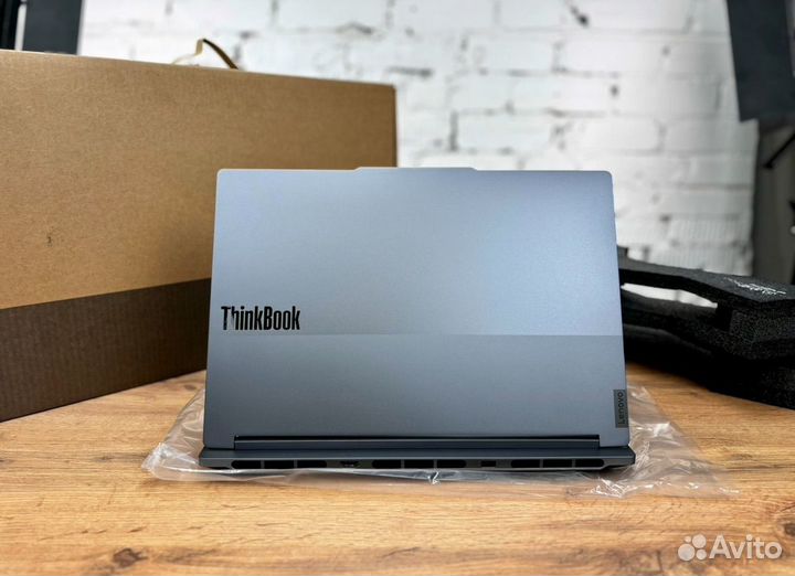 Lenovo Thinkbook 16p i7-14650HX RTX4060