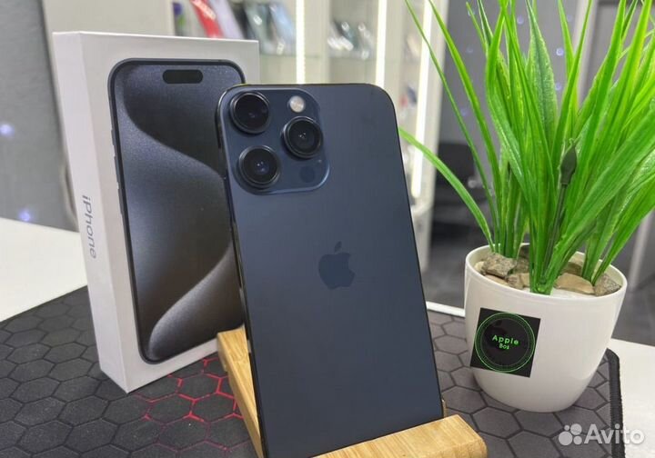 iPhone Xr в корпусе 15 pro