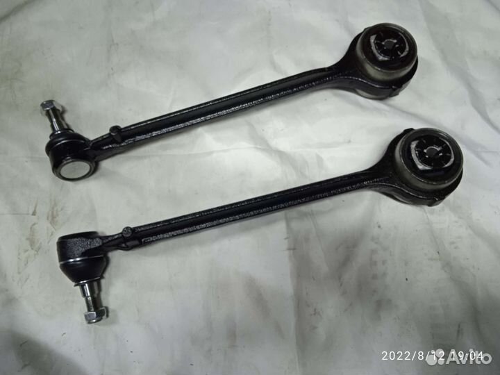 Рычаги перед chrysler 300C