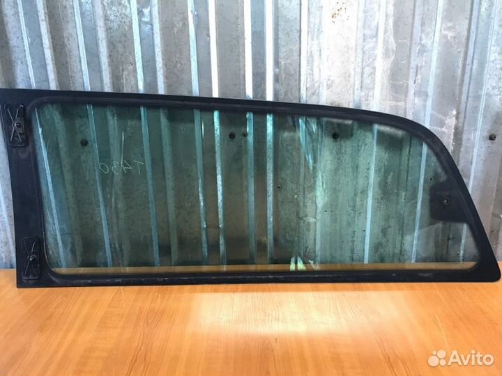 Стекло правое Mercedes Vito W639 ом646.980 2008