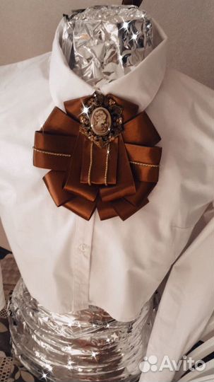 Галстук с камеей