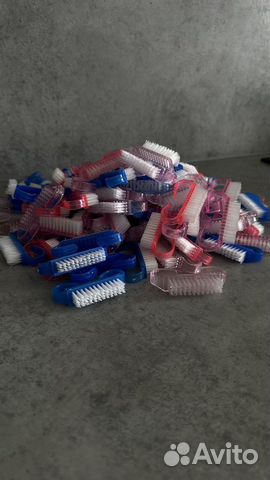 Щетки для маникюра