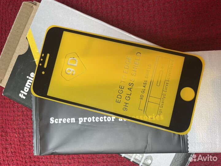 Защитное стекло iPhone 8