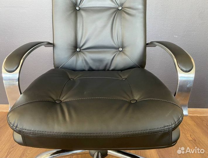 Офисное кресло. Доставка до двери