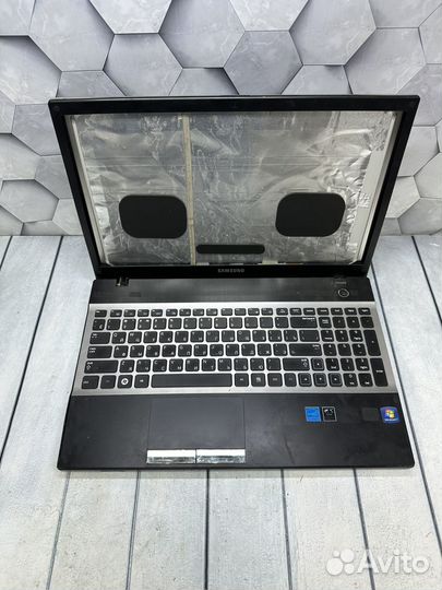 Samsung np300v5a