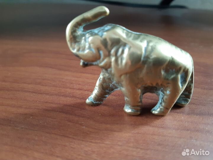 Старинный бронзовый слоник. Англия