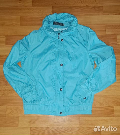 Отдам одежду для девочки р. 152-158см