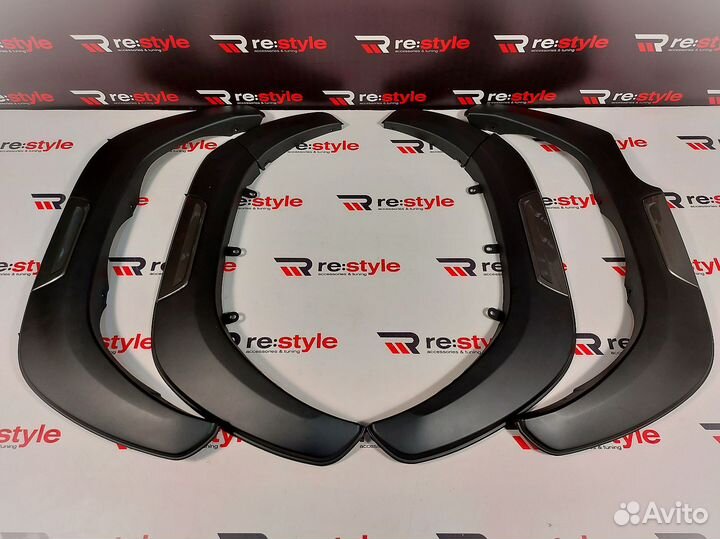 Фендера Toyota Hilux Pick Up с20г Тонкие