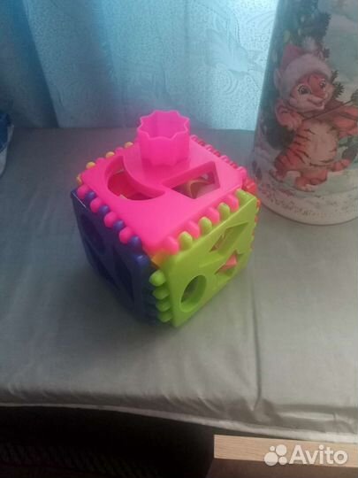 Развивающая игрушка - тренажёр 