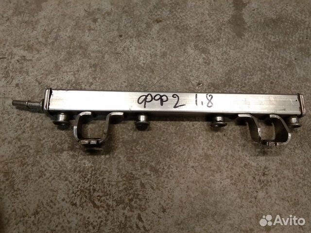 Топливная рампа Форд Фокус 1.8