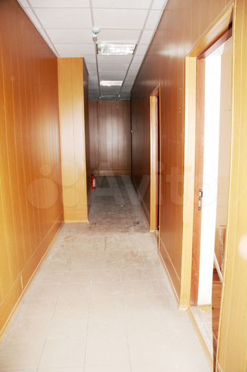 Офис этажом в центре города, 407.7 м²