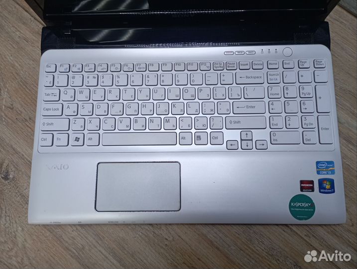 Ноутбук sony core i3