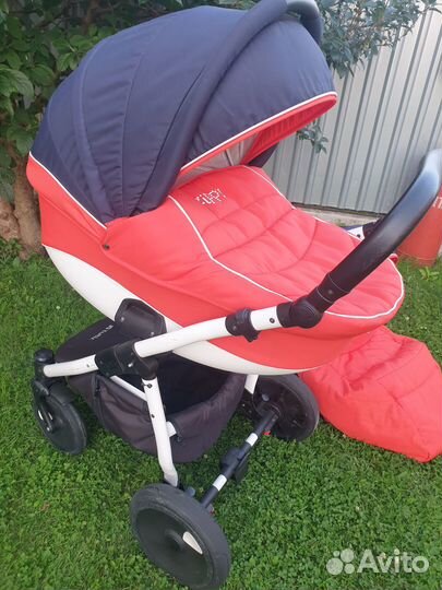 Продам коляску 2 в 1 zippy