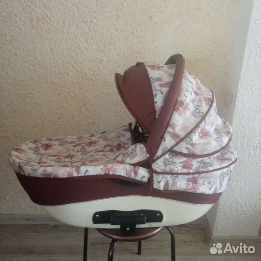 Продам люльку от коляски