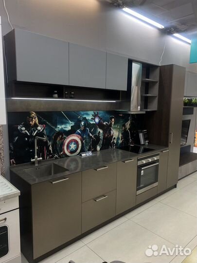 Кухонный гарнитур 