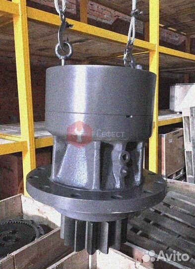 Поворотный редуктор JCB JS130W-T2