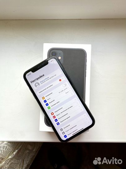 iPhone 11, 64 ГБ