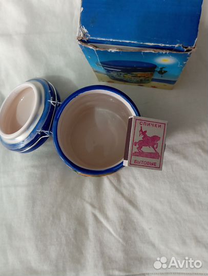 Сувенирная баночка