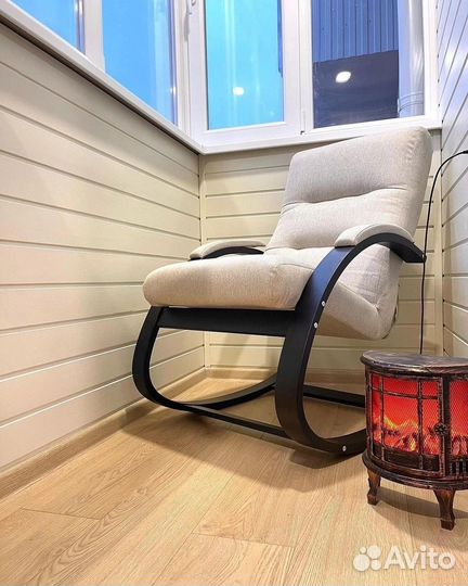 Остекление небольшого балкона