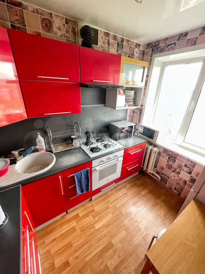3-к. квартира, 60 м², 9/9 эт.