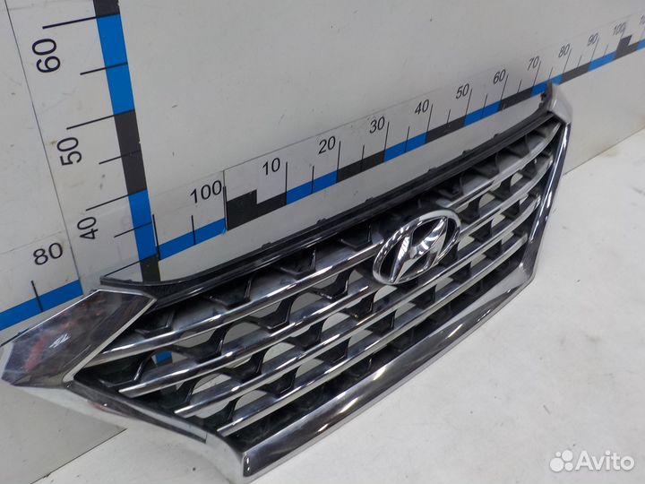 Решетка радиатора на Hyundai Tucson 86350D7610