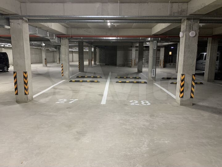 Машиноместо, 14 м²