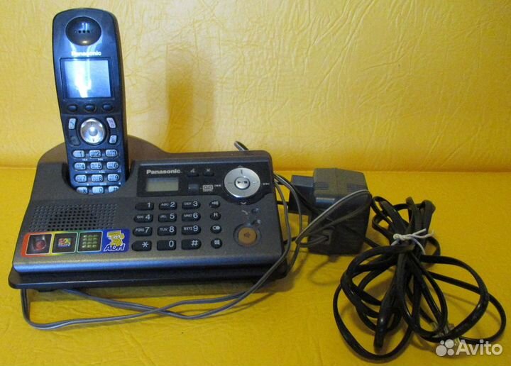 Радиотелефон Panasonic KX-TCD345RUT аккум ааа