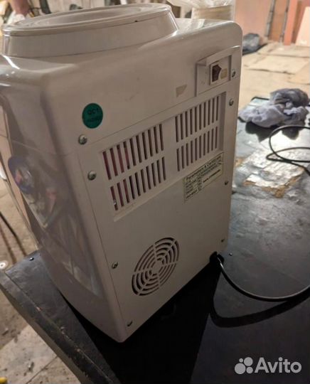 Кулер для воды