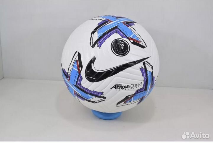 Футбольный мяч