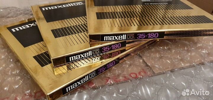 Коробка под 27 катушку maxell UD 35-180