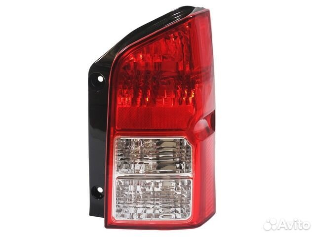 Фонарь правый задний Nissan Pathfinder R51 рест