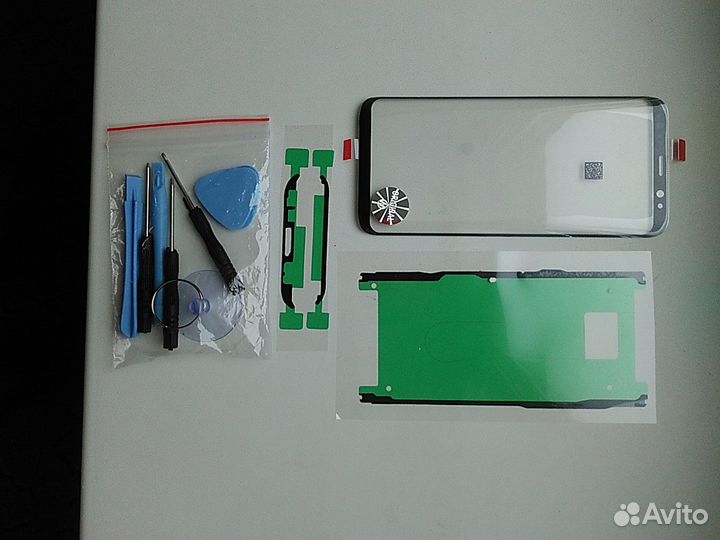 Стекло на galaxy S8