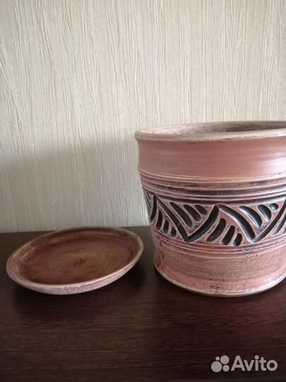 Кашпо горшок для цветов