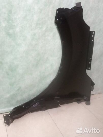 Крыло правое переднее правое Ford Explorer 5 U502
