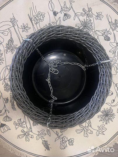 Кашпо подвесное из ротанга