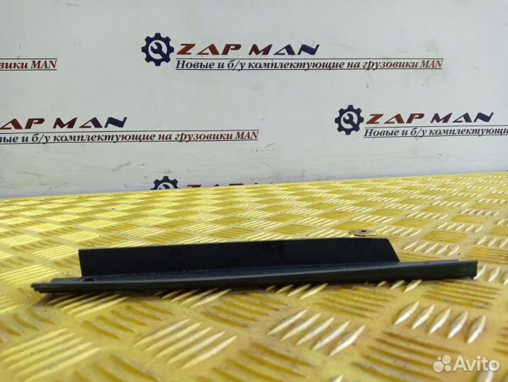 Накладка обшивки крыши кабины левая Man Tga Tgs
