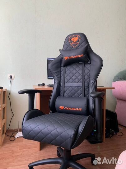 Компьютерное кресло cougar