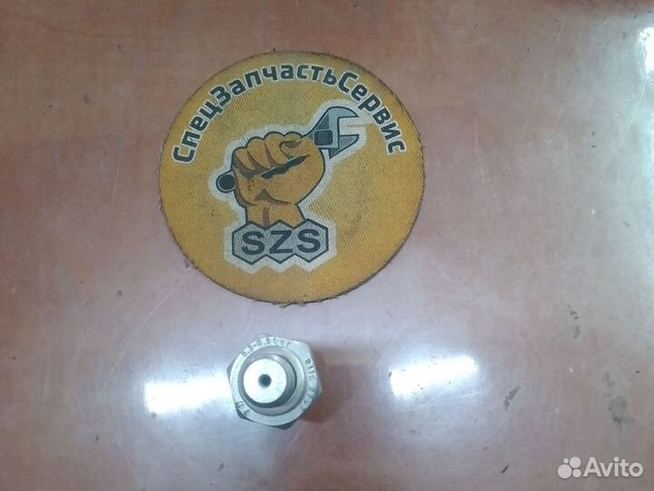 Датчик давления масла deutz BF6M1013 Volvo BL61/71