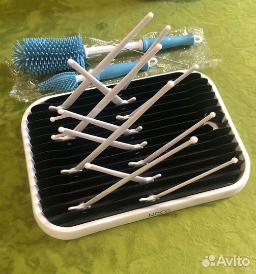 Подставка для детских принадлежностей