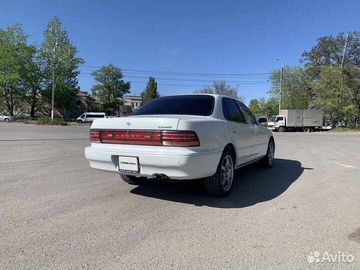 Toyota Camry 1.8 AT, 1993, 416 212 км