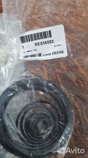 Комплект уплотнений RE 516553