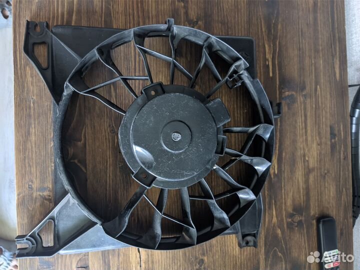 Кожух радиатора granta