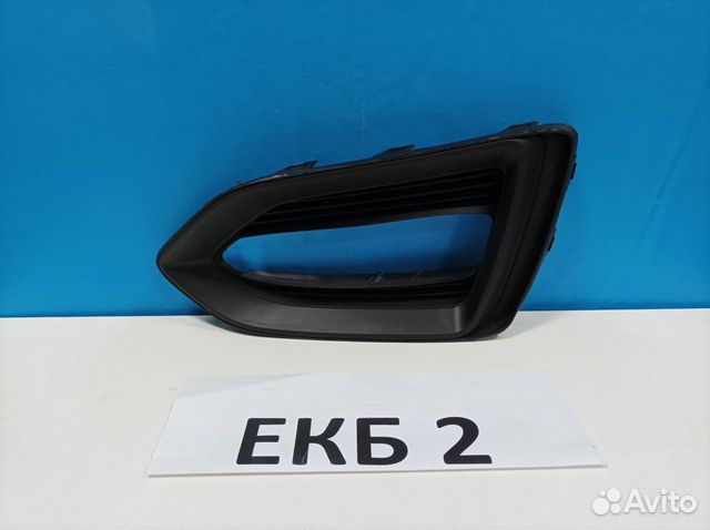 Окантовка противотуманной фары правая Hyundai Sola