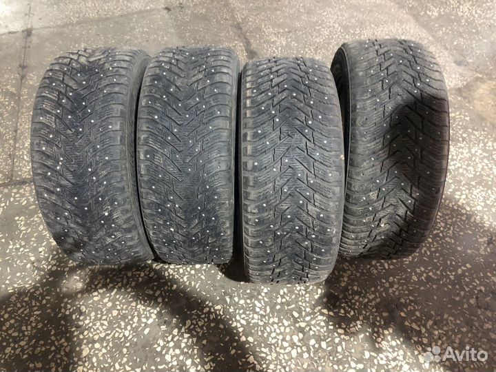 Nokian Tyres Hakkapeliitta 8 255/55 R18