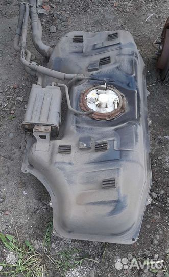 Hyundai Solaris топливный бак