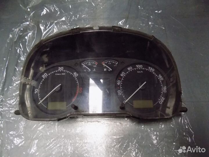 Панель приборов Octavia 1997-2000
