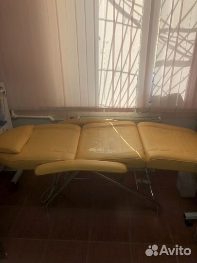 Кушетка массажная