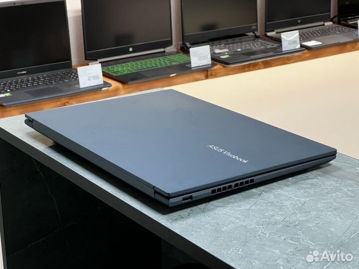 Asus VivoBook X16 i5-12500H/ 16OZU/ 512 SSD/ IPS