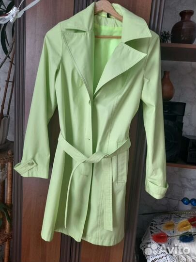 Плащ женский