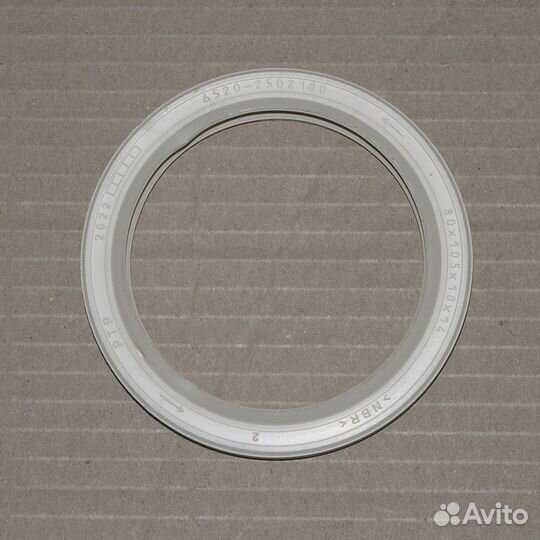 Сальник 80*105*10*14*2,2 хвостовика редукто (ртр)